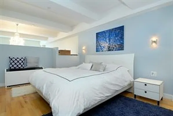 Sold by Douglas Elliman | media 32