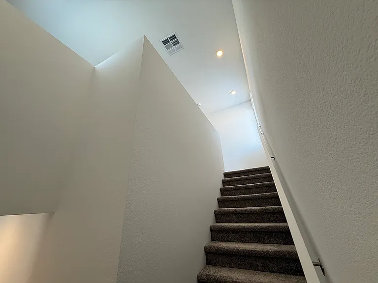 4185 Paragon Crest Ct — Photo 22