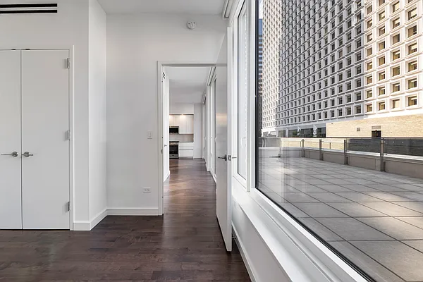 Rented by Mossanen Group | media 7