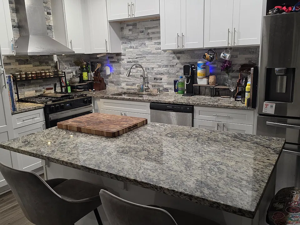3672 Larkspur Ter
