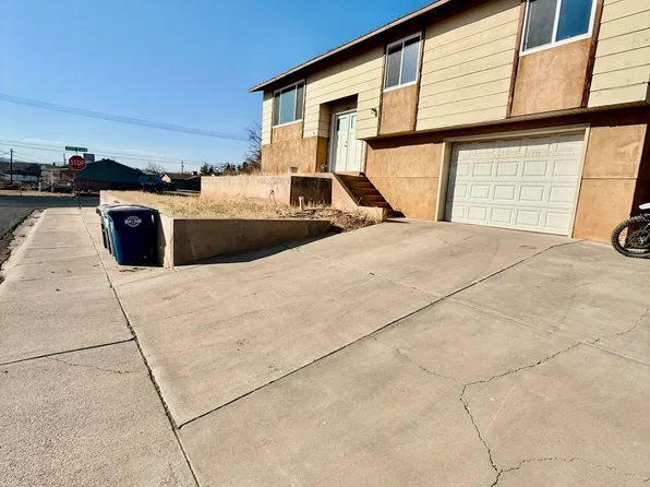 305 E Pectol St, Washington, UT 84780