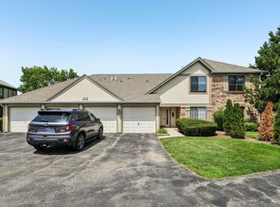 1728 N Emerald Bay Unit 4, Palatine, IL 60074
