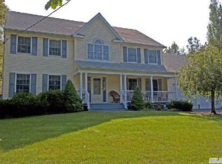 69 Mayfair Rd, Nesconset, NY 11767