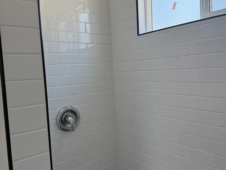 1204 S Spruce St — Photo 13