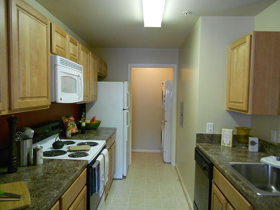 Kitchen/Laundry/Pantry