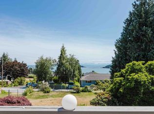 6505 Meier Rd, Sechelt, BC V7Z 0S8