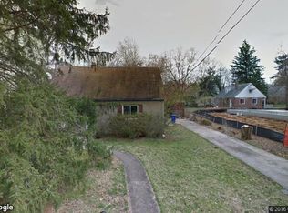 9007 Oak Pl, Bethesda, MD 20817