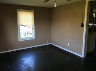 1709 W Taylor St, Clarksville, AR 72830