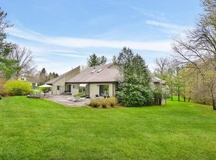 1 Woodside Ln, Rye, NY 10580