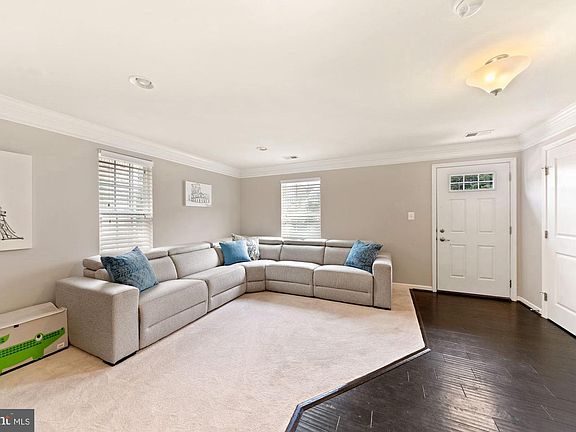 4th image of 42586 Harlow Meadows Ter
