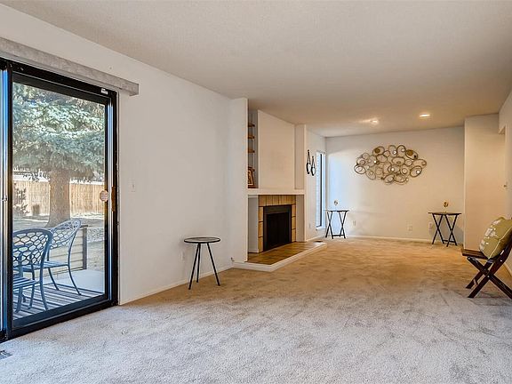 4th image of 5074 Masheena Ln