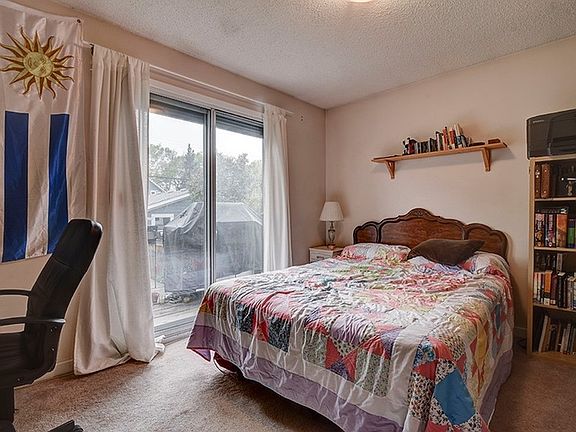 4th image of 9827 85th Ave NW