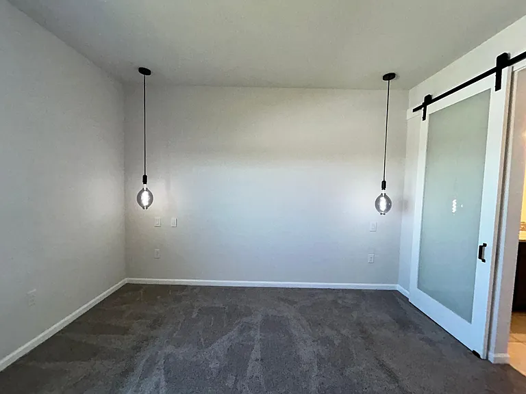 228 Hillcrest Dr — Photo 8