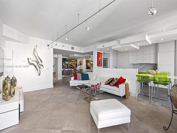4th image of 16425 Collins Ave APT Os15a