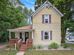 737 E Bond St, Hastings, MI