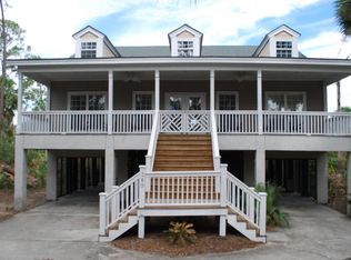 365 Wahoo Dr, Saint Helena Island, SC 29920