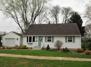 364 N Roger St, Kimberly, WI 54136
