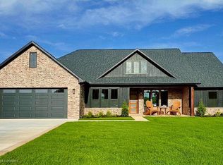 81 Ranch Rd, Texarkana, TX 75501