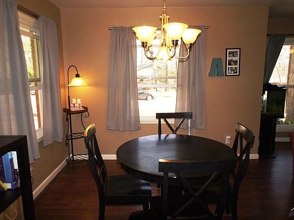 2nd image of 3007 Birdwell Dr