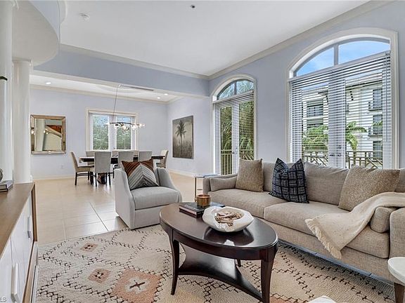 4th image of 380 10th ST S #202