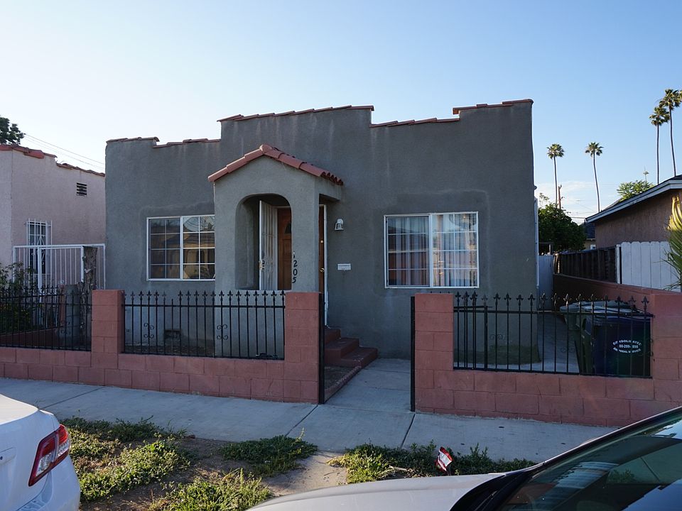 1st image of 1205 W 93rd St