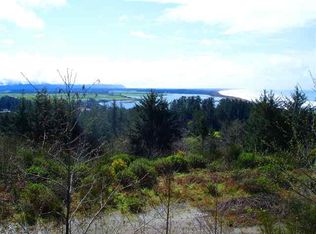 190 Ocean Heights Way #22, Smith River, CA 95567