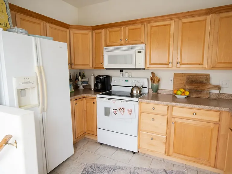 Enclave Apartmants — Photo 27