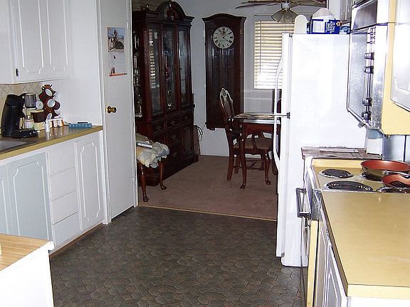 3rd image of 5404 NE 121st Ave Unit 85