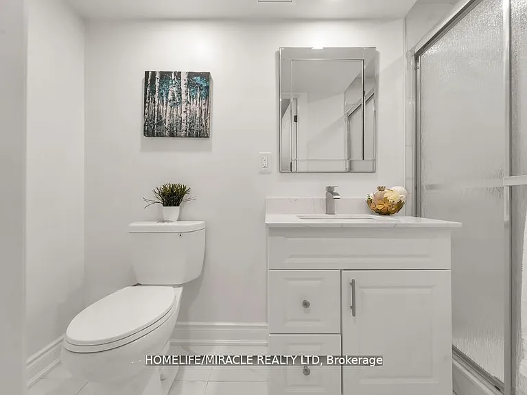 57 Lord Simcoe Dr #BASEMENT — Photo 9