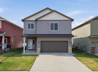 4872 35th Ave S, Fargo, ND 58104