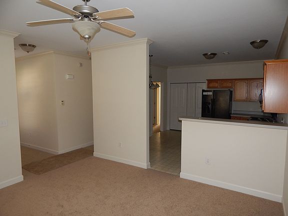4th image of 1711 Clemmon Sanders Cir