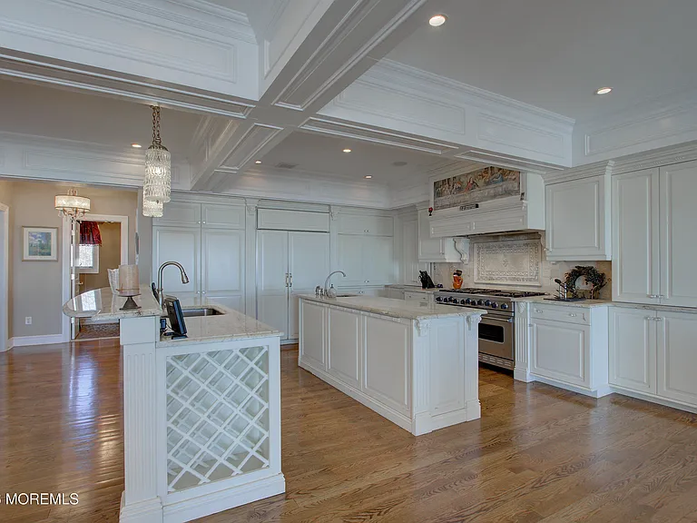 1007 Ocean Ave — Photo 23