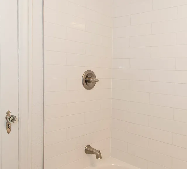 1062 N Pearl St — Photo 21