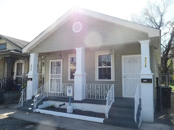 9028 Cohn St, New Orleans, LA 70118