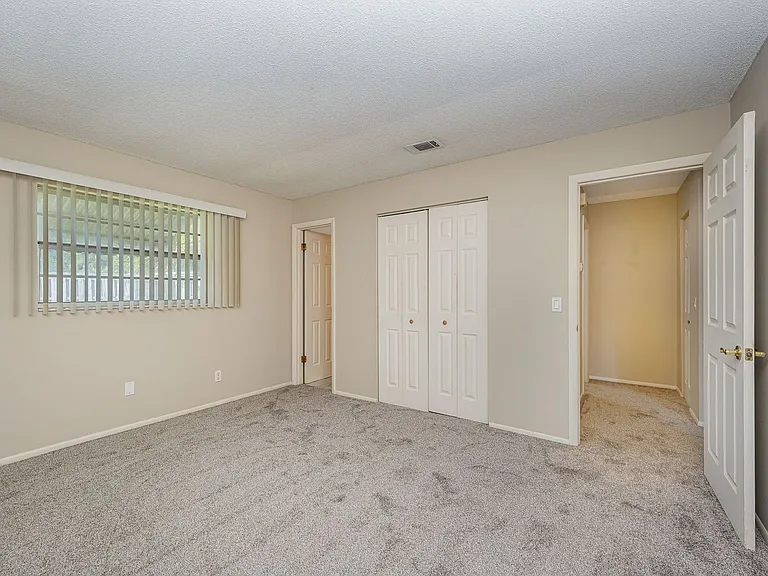 608 E Sacre Coeur Dr — Photo 8