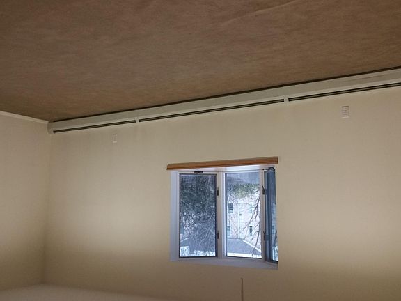 4th image of 231 Main St #1