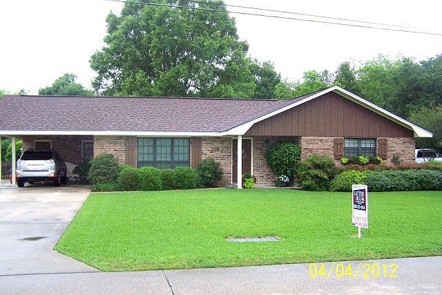 1st image of 118 Emerald Dr