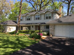 6465 Blackhawk Trl, Indian Head Park, IL