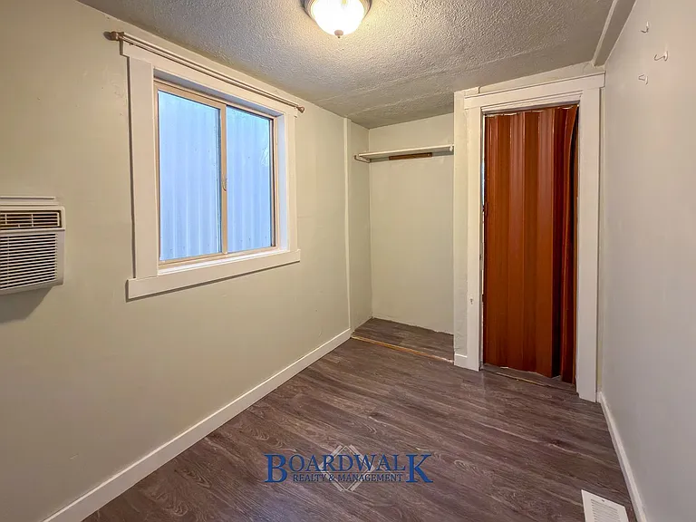 155 W State St #3 — Photo 20