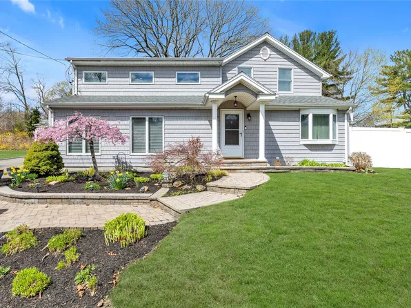 12 State Place, Huntington, NY 11743