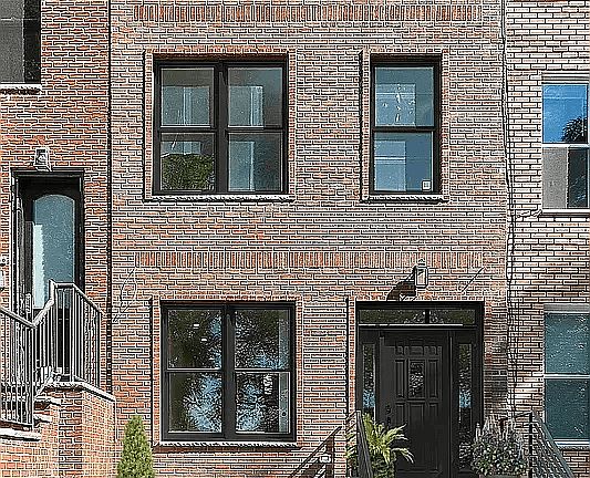 2nd image of 654 Chauncey St #1