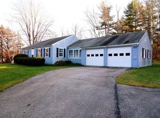 203 Valley View Dr, Pownal, VT 05261
