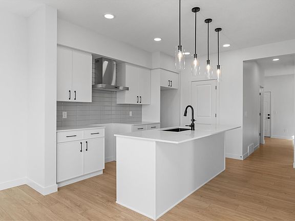 4th image of 2704 188th St NW