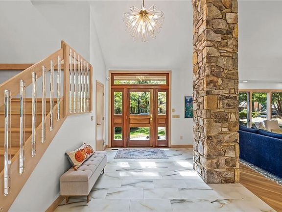 4th image of 3910 Hazel Ln