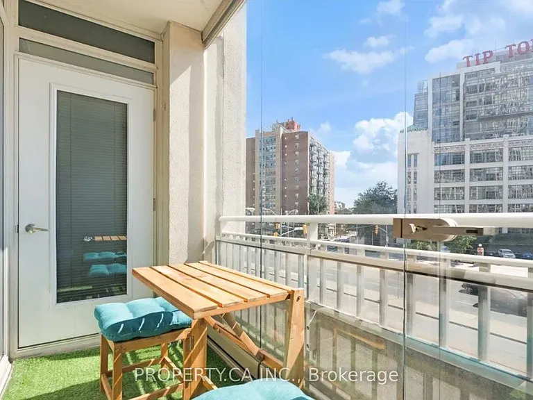 628 Fleet St #327 — Photo 9
