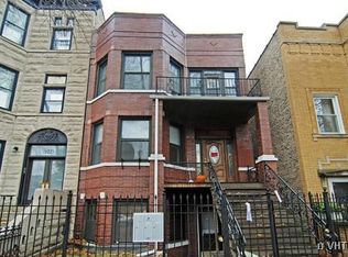 2520 W Iowa St, Chicago, IL 60622