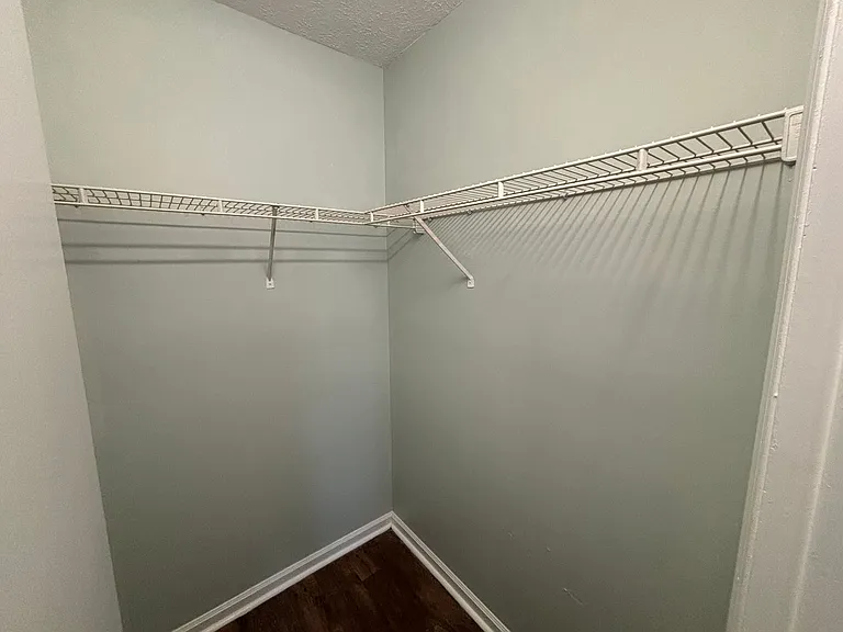 5202 Fox Ct — Photo 18
