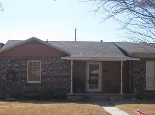 608 E 21st St, Crane, TX 79731