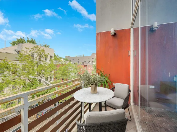 190 Green Street image 7 of 11