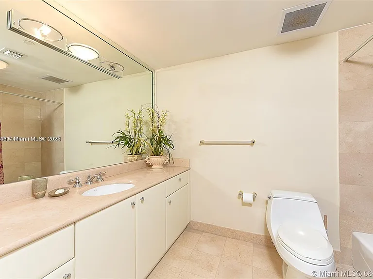 2100 N Ocean Blvd #9E — Photo 11